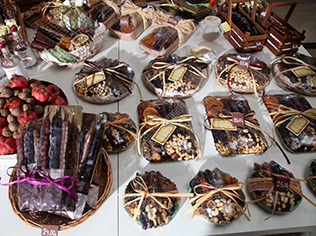 ბადაგი - უგემრიელესი ჩურჩხელები, რომელიც უნდა დააგემოვნო